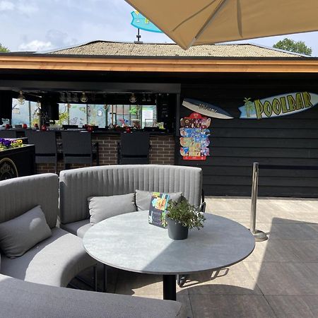 Kindvriendelijk Luxe Chalet In De Bossen Met Prive Sauna Harderwijk Dış mekan fotoğraf