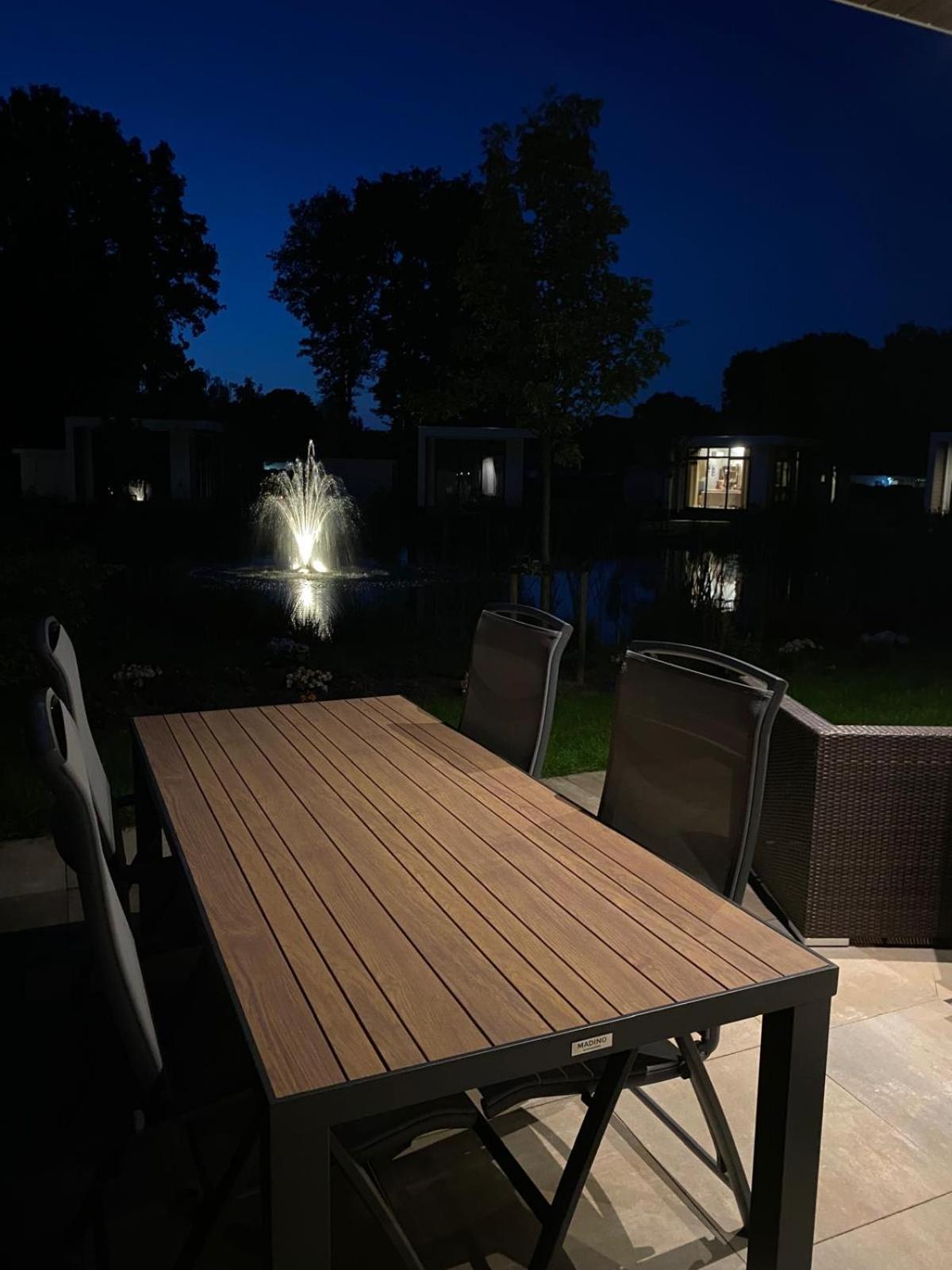 Kindvriendelijk Luxe Chalet In De Bossen Met Prive Sauna Harderwijk Dış mekan fotoğraf